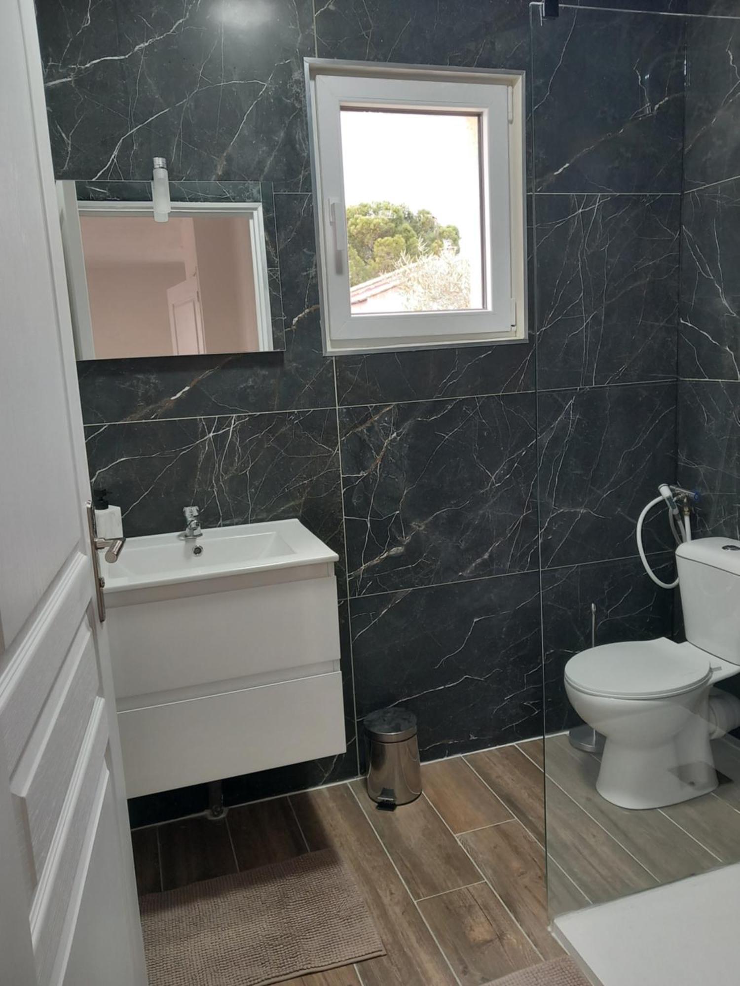 Appartement Independant Dans Une Villa Miramas Exterior foto