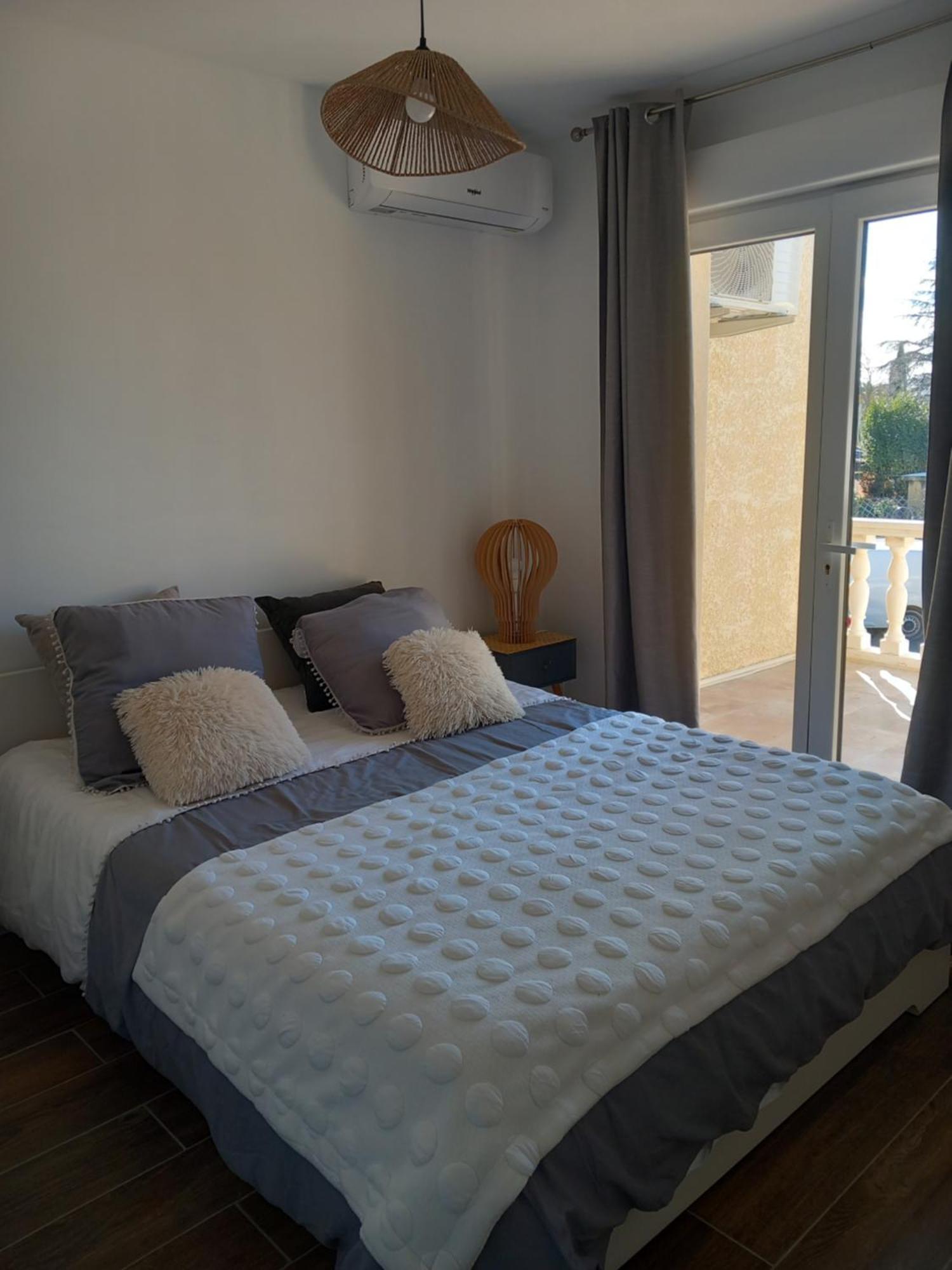 Appartement Independant Dans Une Villa Miramas Exterior foto